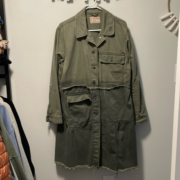 We The Free Jackets & Blazers - We The Free army green long jacket size large.